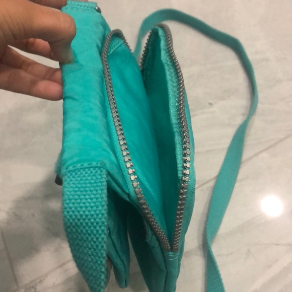 Crossbody bag - Picture 4 of 4